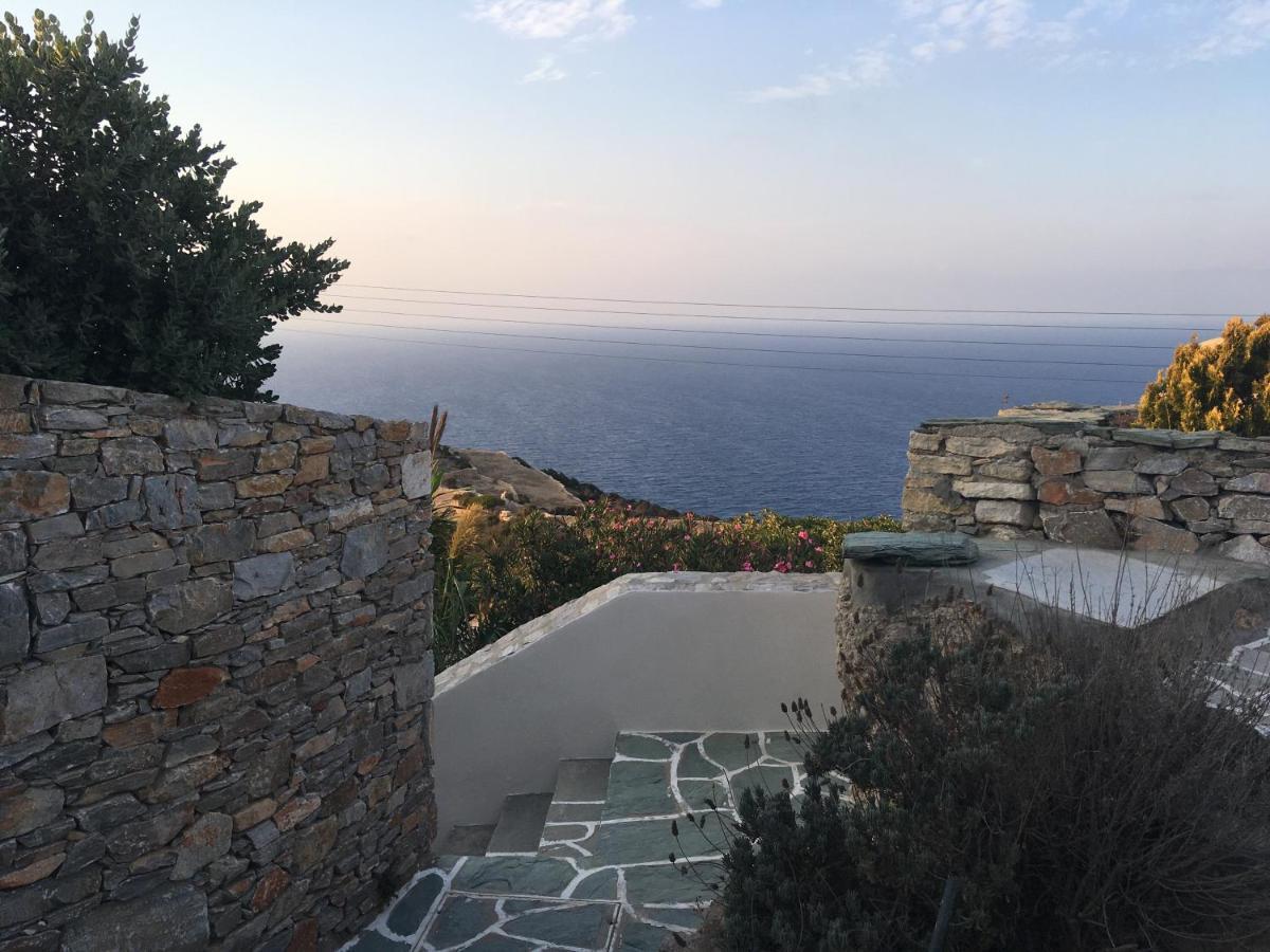 Kifines Suites Folegandros Town Luaran gambar
