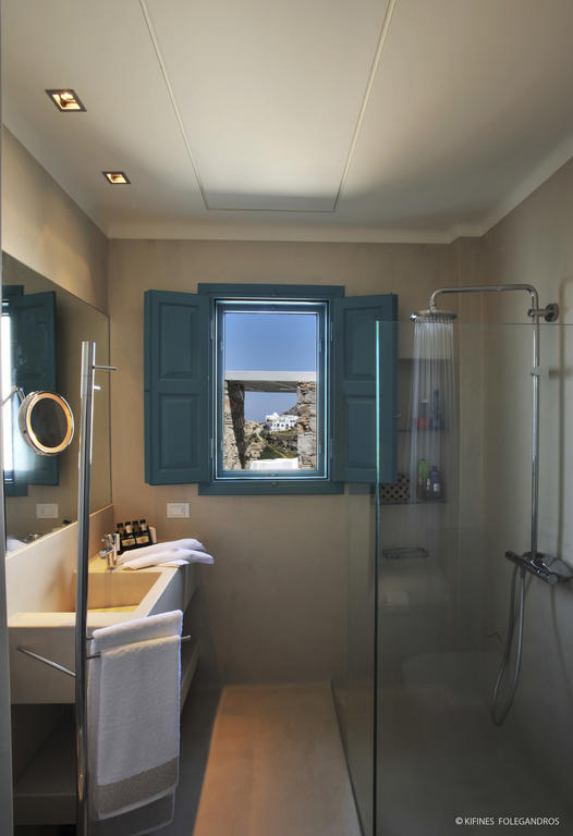 Kifines Suites Folegandros Town Bilik gambar
